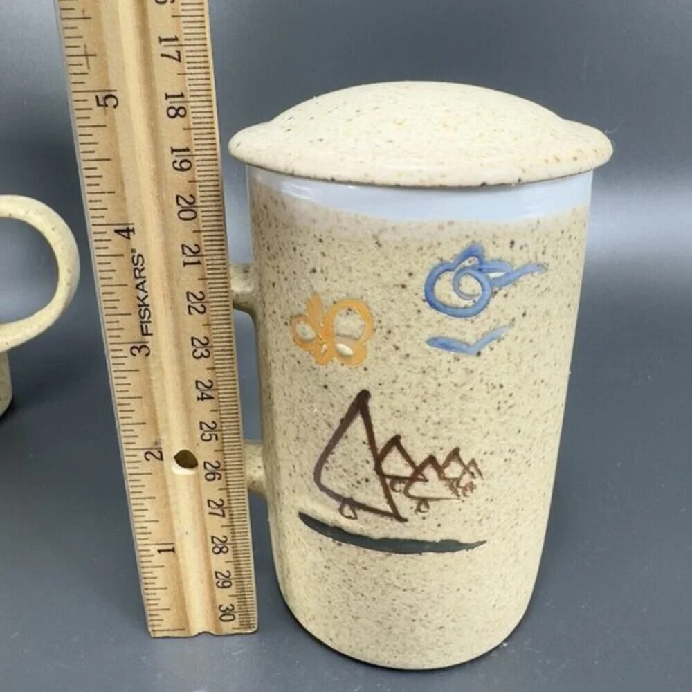 Ceramic Mugs vintage hand
